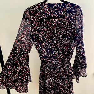 Short Summer Dress w/ bell sleeves